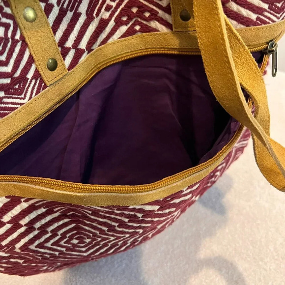 Boho Tote Bag Maroon Woven Ethnic Pockets Geometric Shoulder Leather Straps - Picture 9 of 14